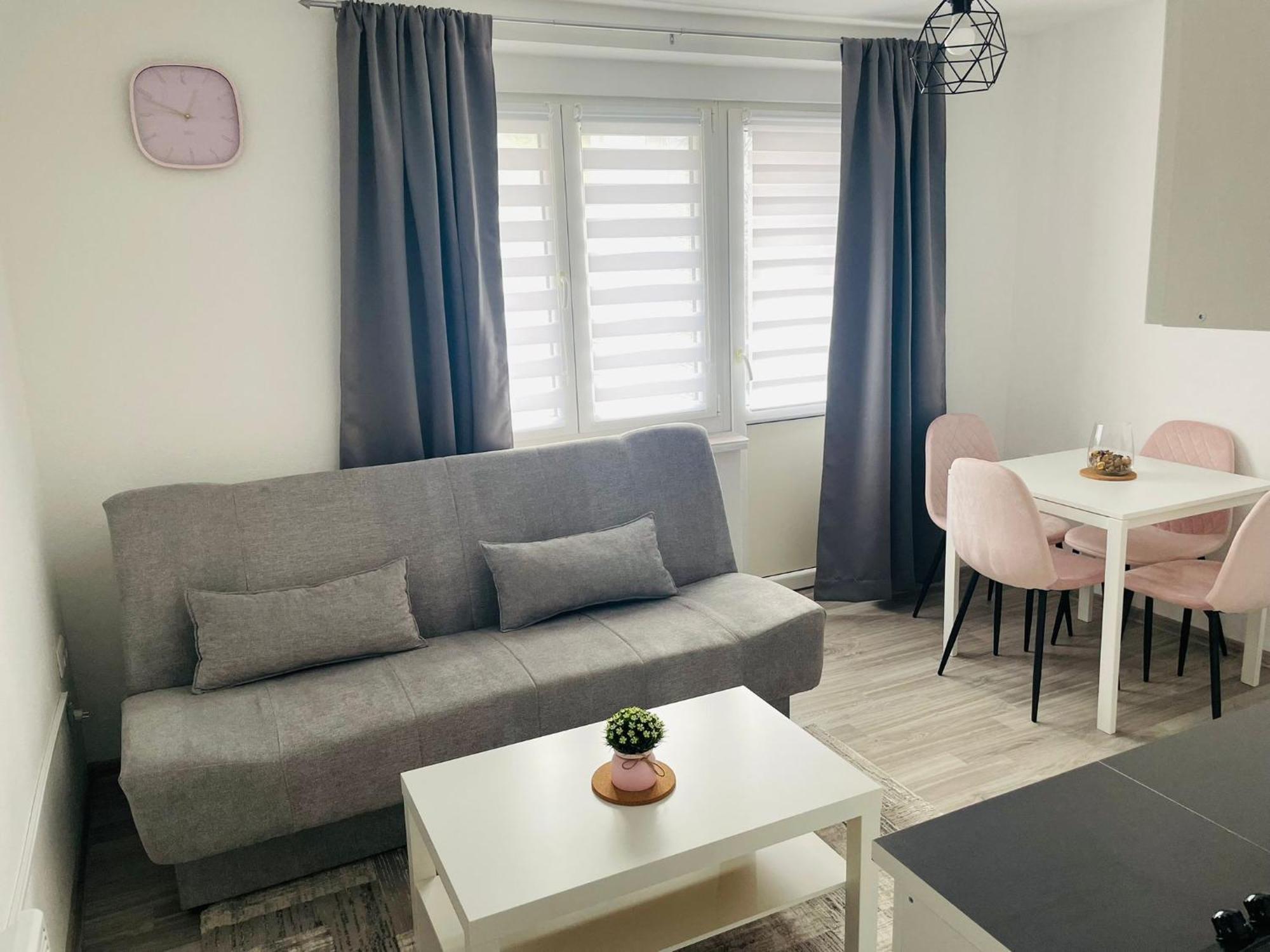 Apartment Zara Bihac Bagian luar foto
